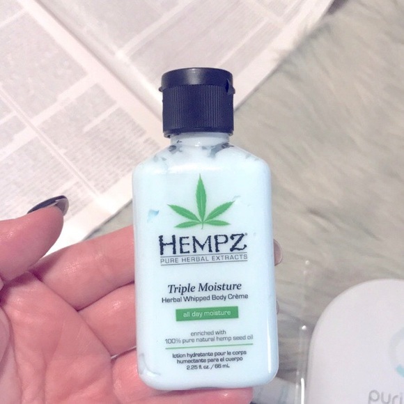 🆕4pc Beauty Bundle>🦋Eyes 🦋2_Mask🦋Moisturizer - Picture 9 of 15